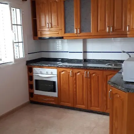 Laly's House Apartment